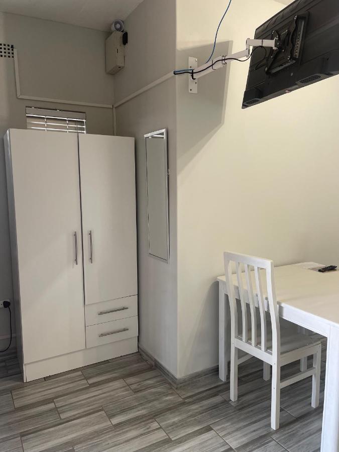Apartament 22 On Mirabel Kempton Park Zewnętrze zdjęcie